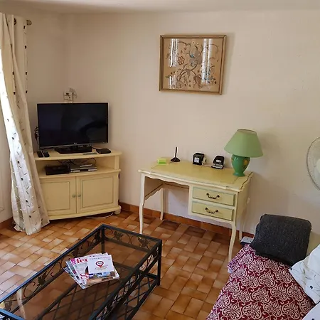 Luxe In La Tour-sur-orb, Cleaning Included