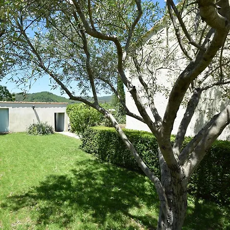 Charming House With Private Pool, Cleaning Included 别墅